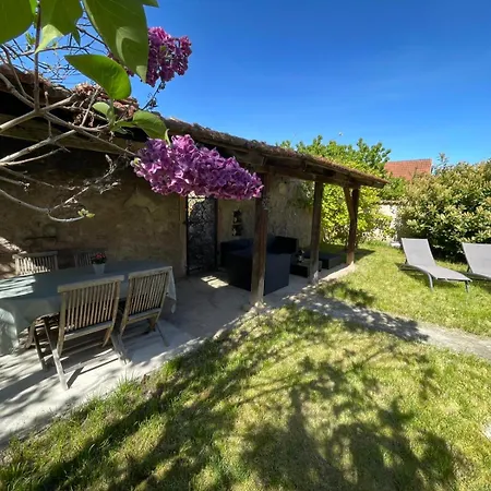Chez Natillon - Spacieux Et Cosy
